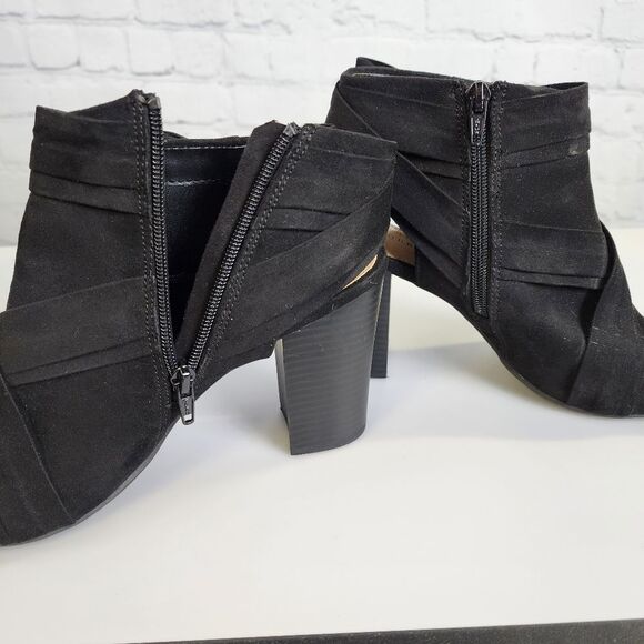 Lauren Conrad Party Heels - Picture 7 of 9